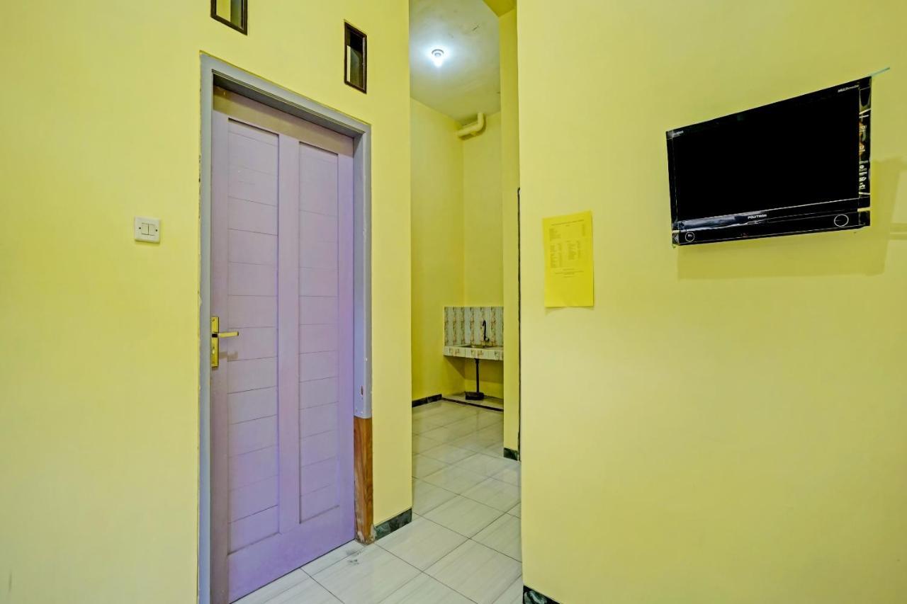 Oyo 3298 Bromo Guest House Family Malang Zewnętrze zdjęcie