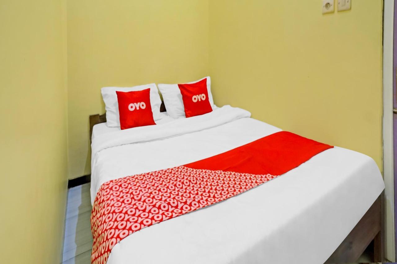Oyo 3298 Bromo Guest House Family Malang Zewnętrze zdjęcie