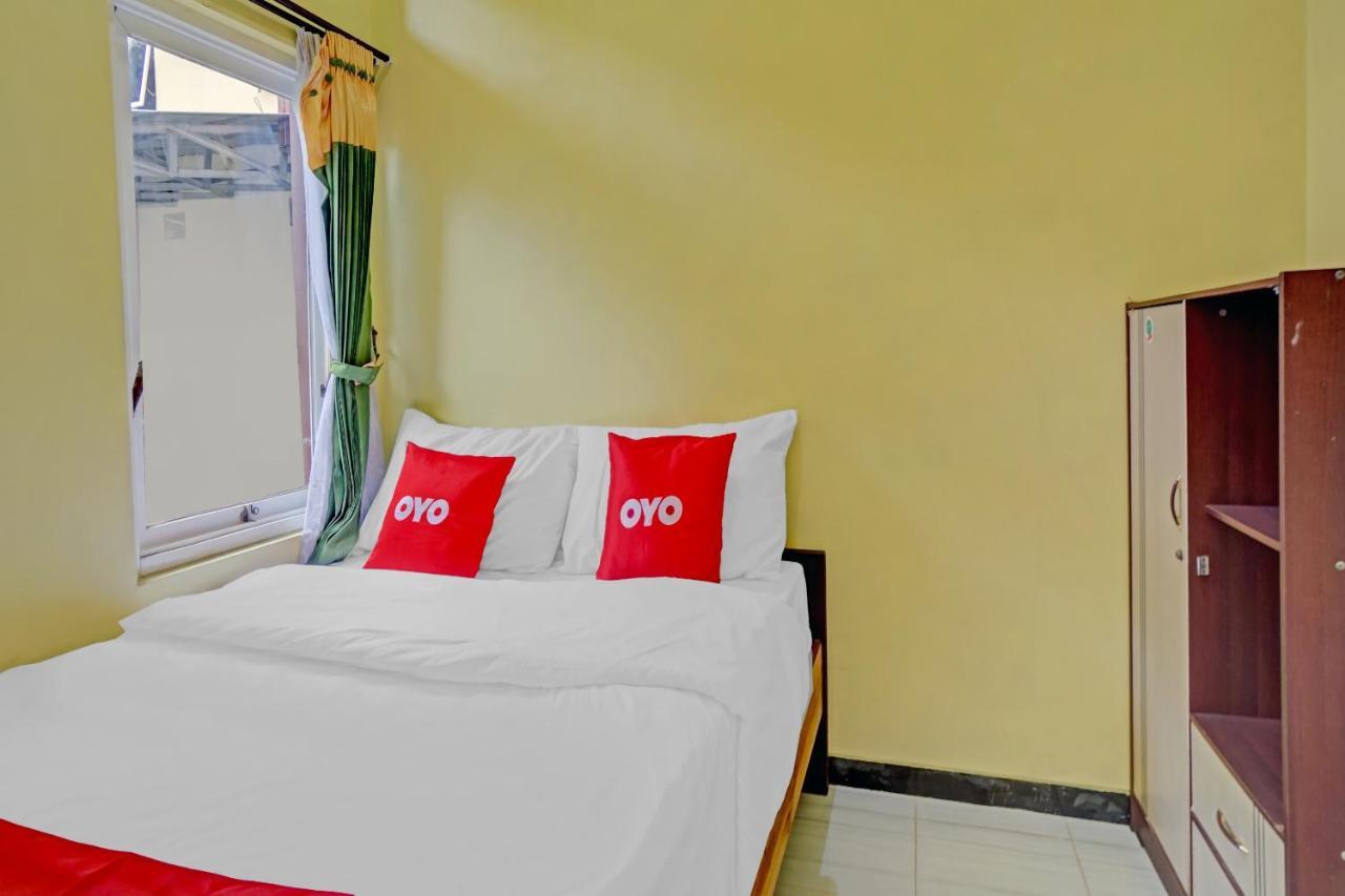 Oyo 3298 Bromo Guest House Family Malang Zewnętrze zdjęcie